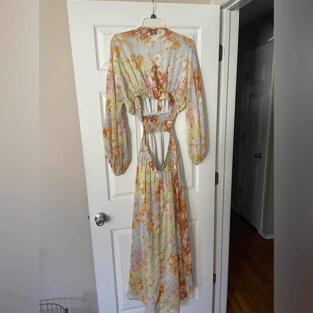 ASOS Design Shirred Waist Open Back Maxi Dress - Picture 5 of 6